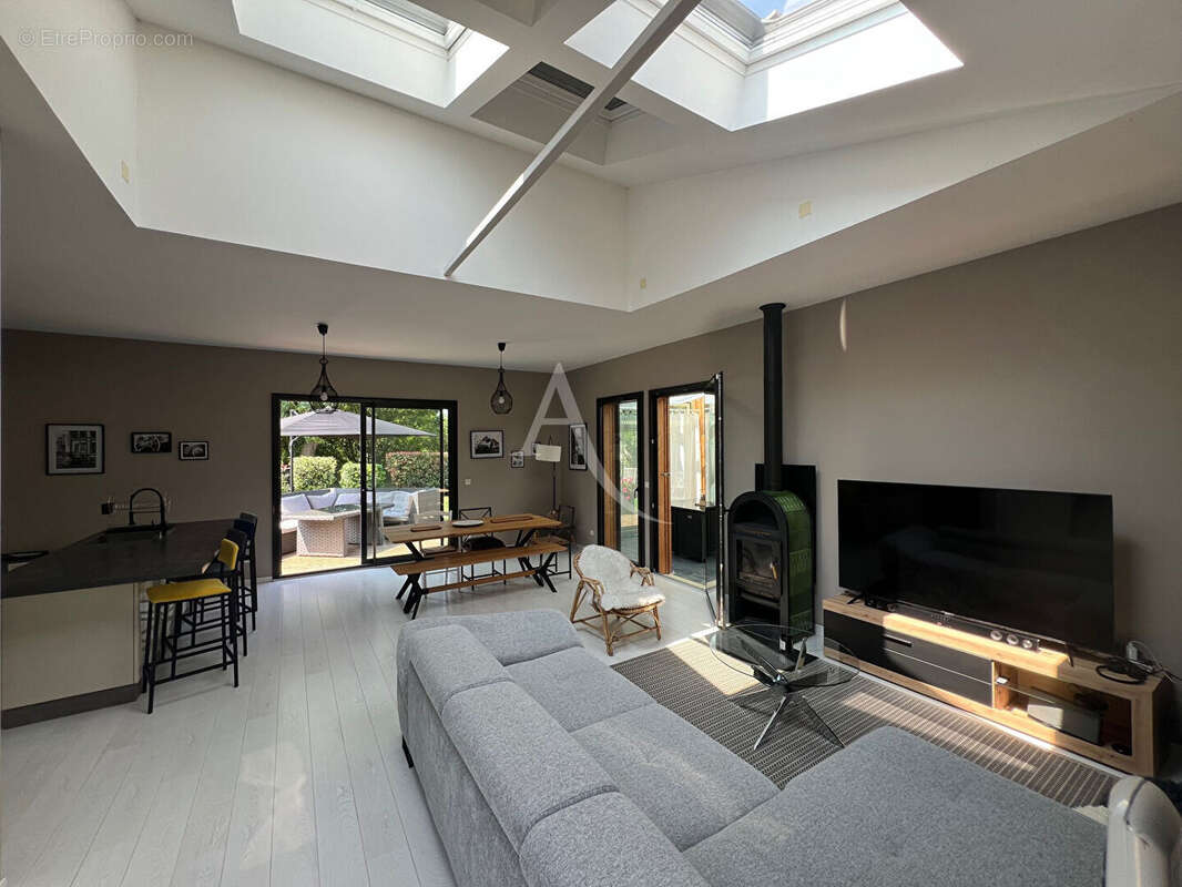 Maison à LE BERNARD