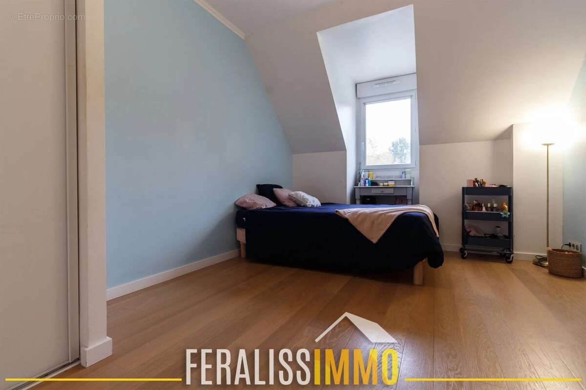 Maison à VAUX-SUR-SEINE