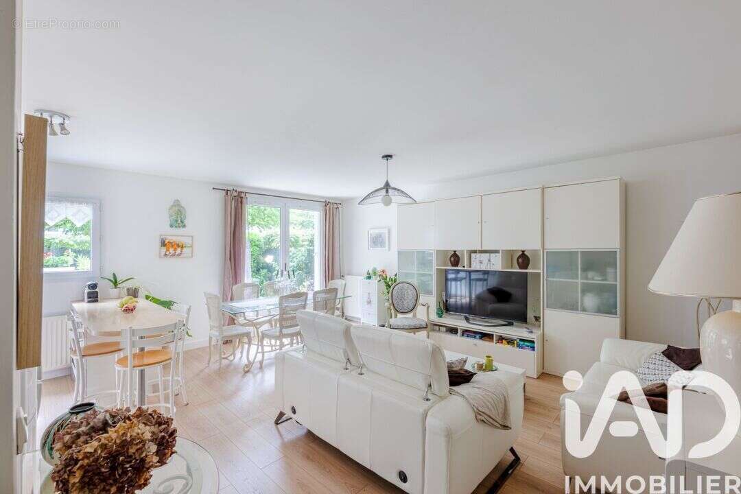 Photo 3 - Appartement à JOUY-LE-MOUTIER