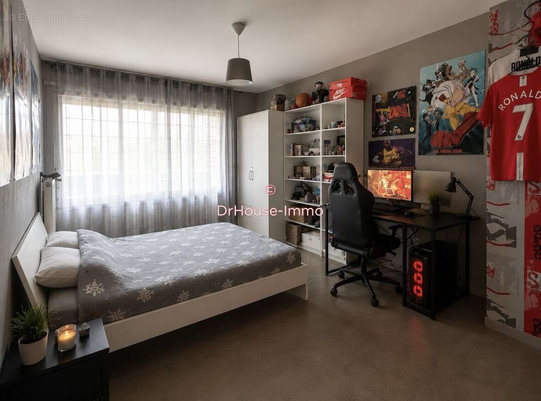 Appartement 99 m² à Cenon  - photo 6
