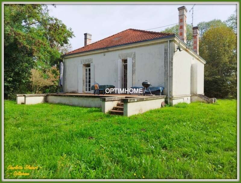Maison à SAINT-AULAYE