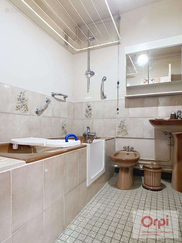 Appartement à ISSY-LES-MOULINEAUX