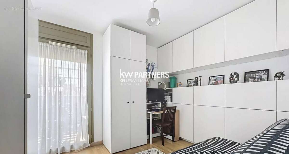 Appartement à NANTERRE