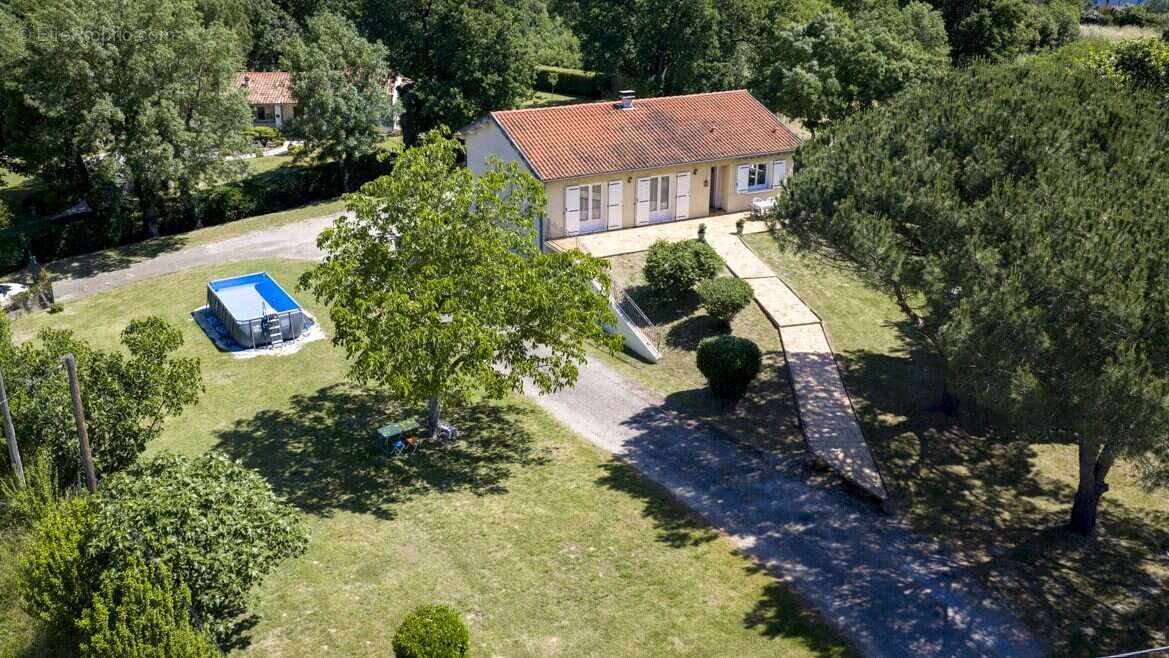Maison à SAIX