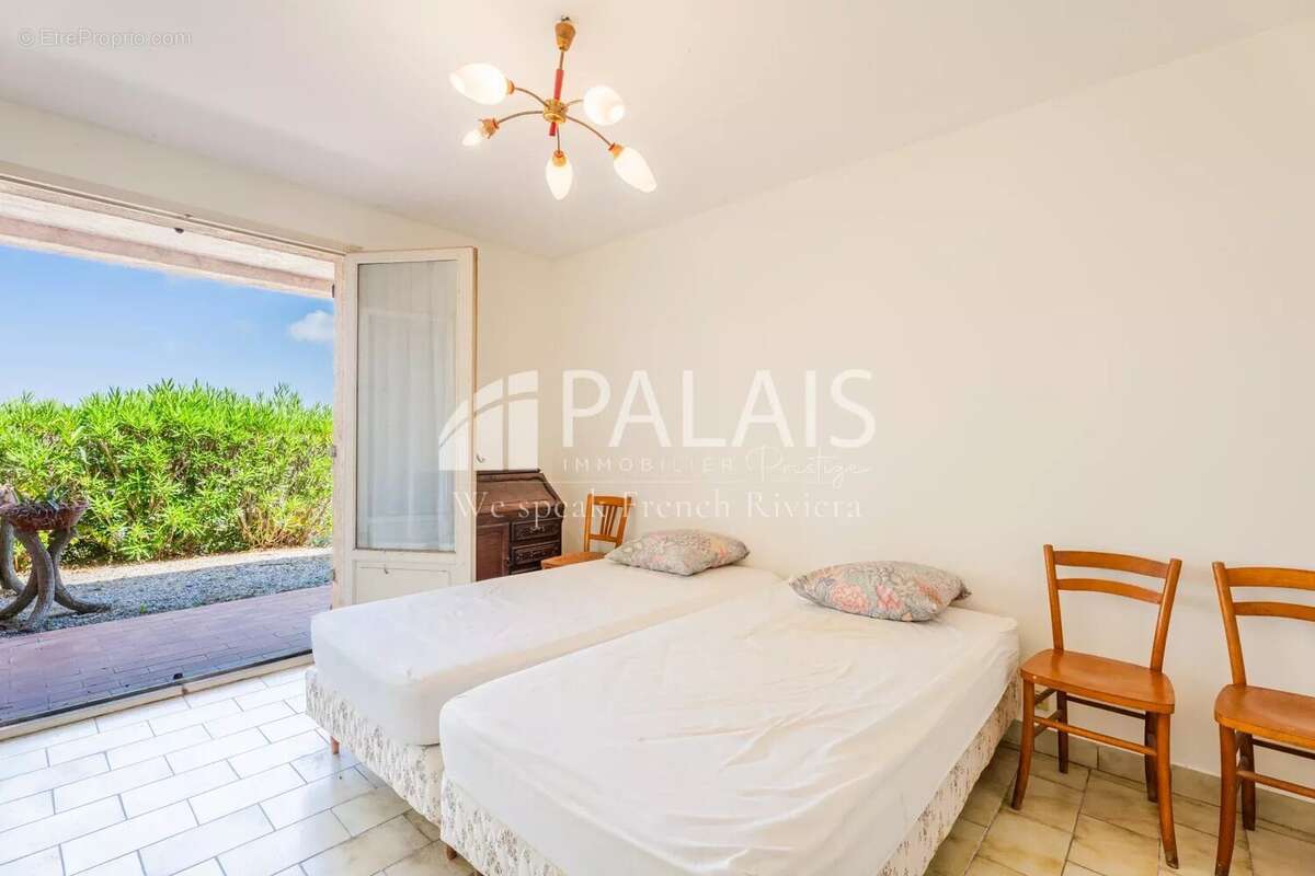 Maison - Saint-Laurent-du-Var -Les Pugets - photo 12