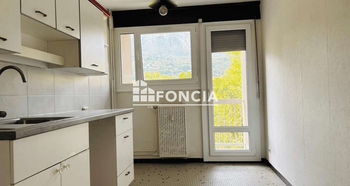 Appartement à MEYLAN