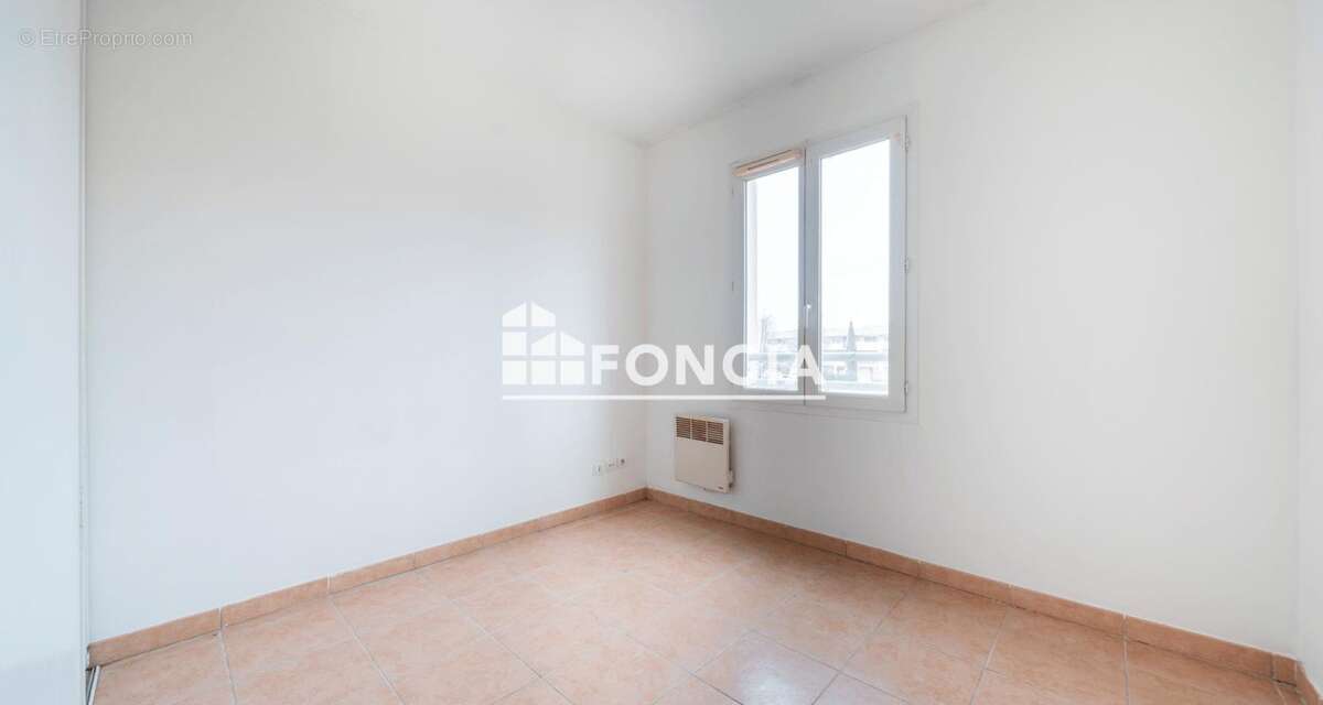 À VENDRE MONTEUX – Appartement lumineux à Monteux – Résidence sécurisée - photo 4
