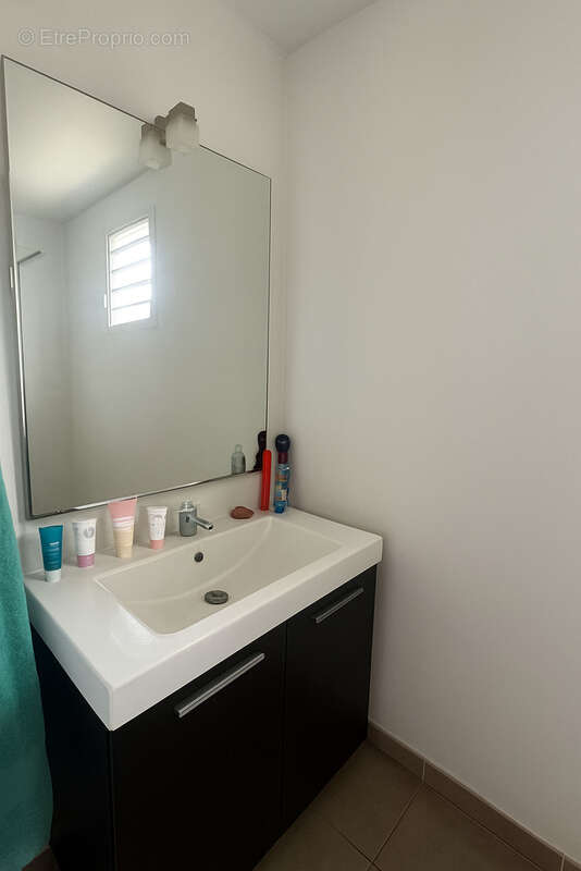 Appartement à BAIE-MAHAULT