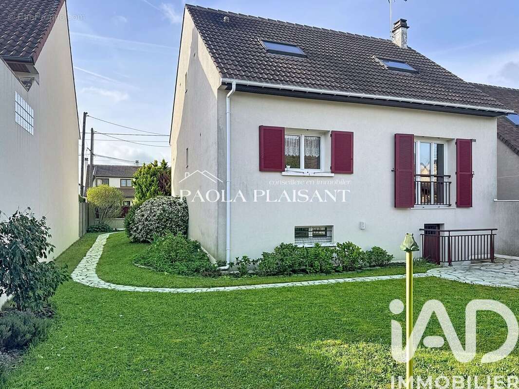 Photo 2 - Maison à TREMBLAY-EN-FRANCE