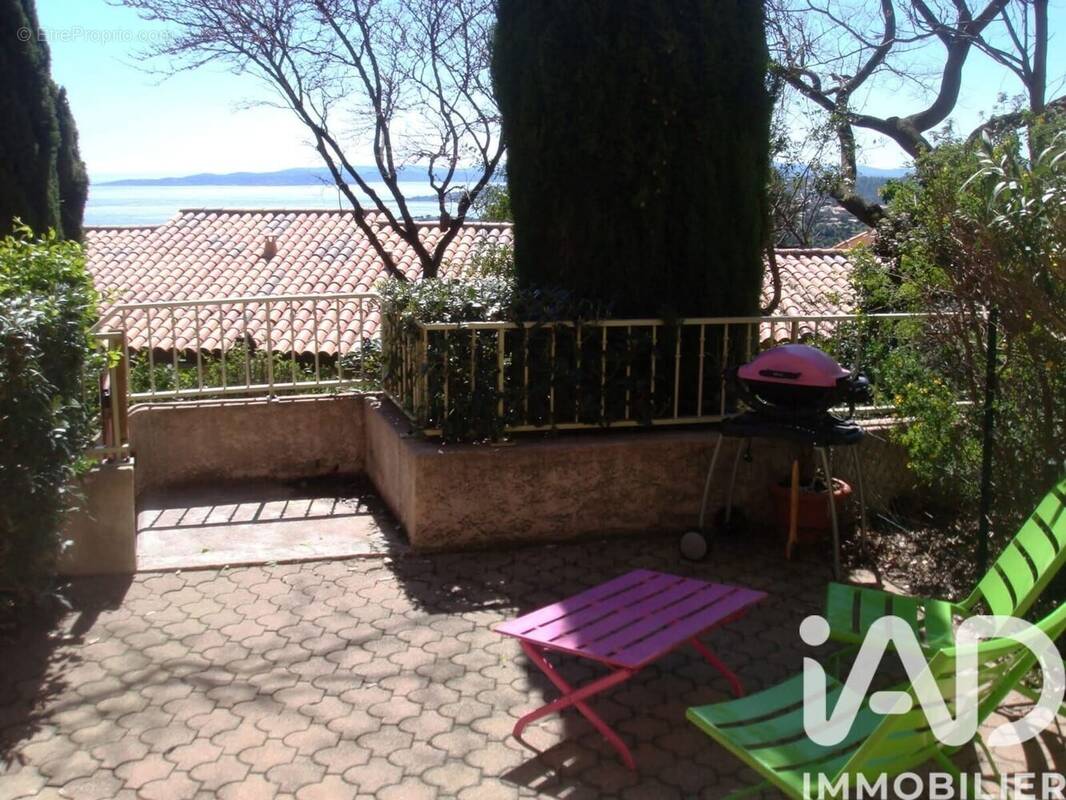 Photo 1 - Appartement à ROQUEBRUNE-SUR-ARGENS