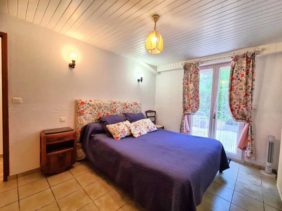 Deux maisons périgourdines en pierre et 3 appartements dans le centre de Sarlat avec piscine - photo 14