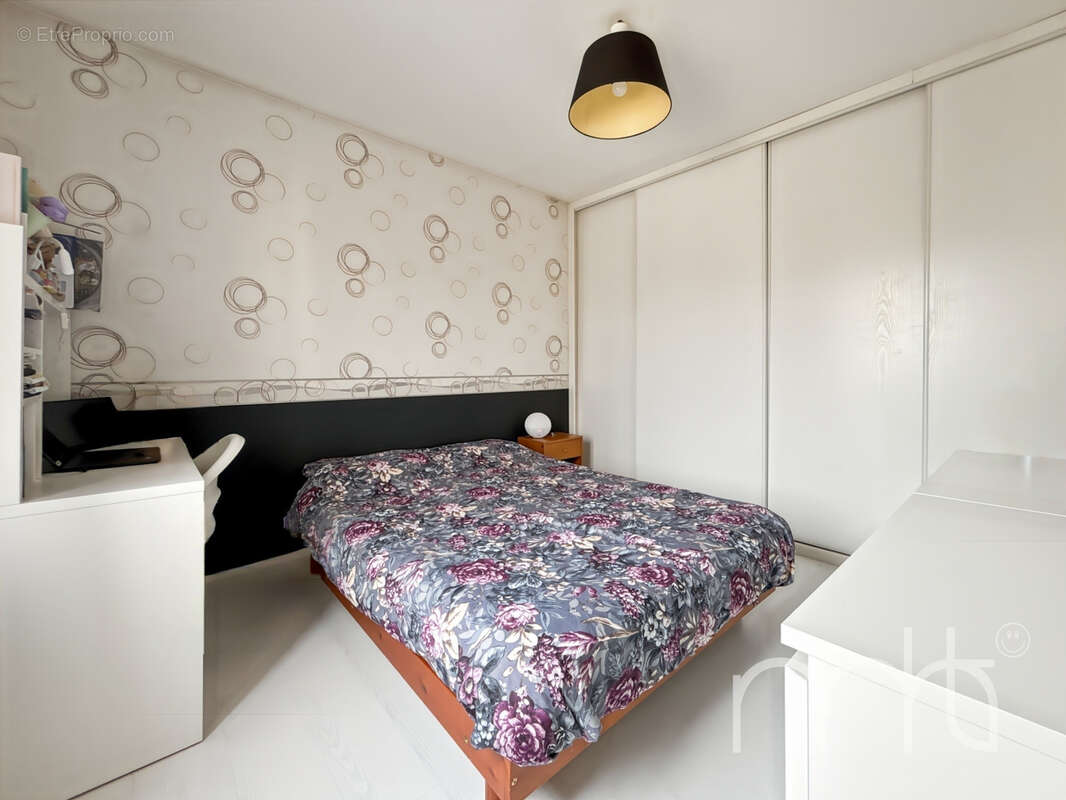 Appartement à COLOMBES