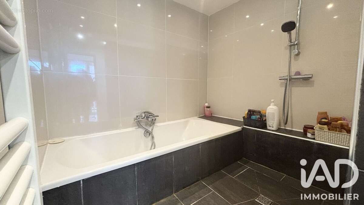 Maison 115 m² à Jallais  - photo 9