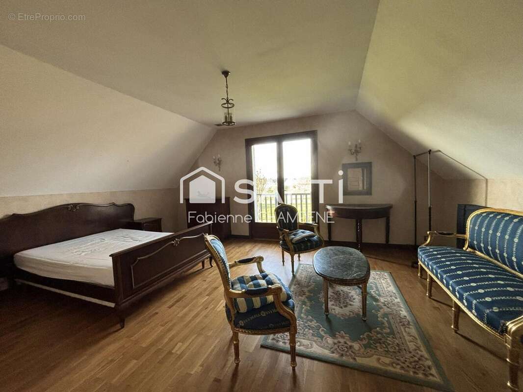 Maison 303 m² à Le Deschaux  - photo 6