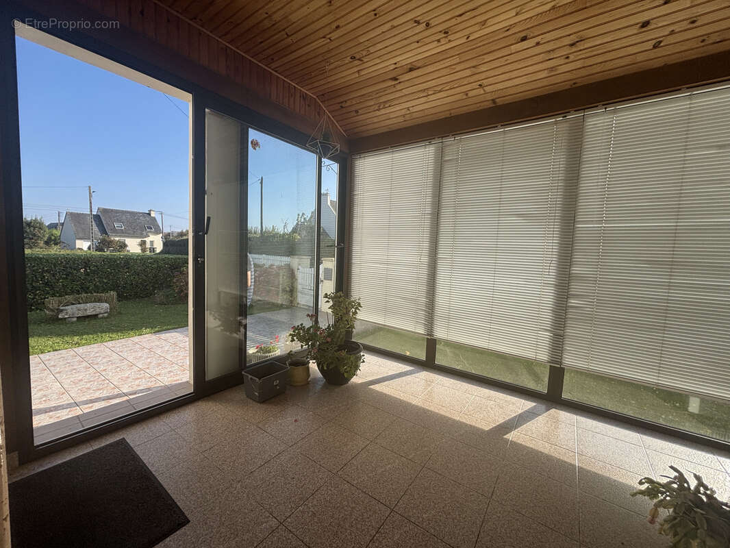 Maison à PLOUGUERNEAU