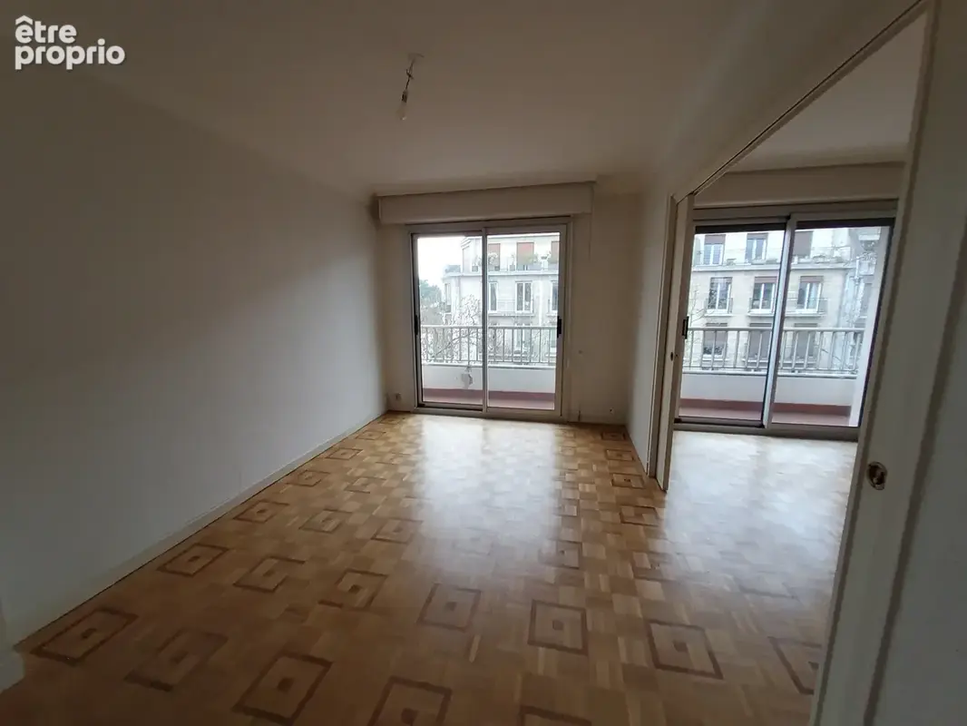 Guist hau appt 4 chambres 6ème étage avec box - photo 3