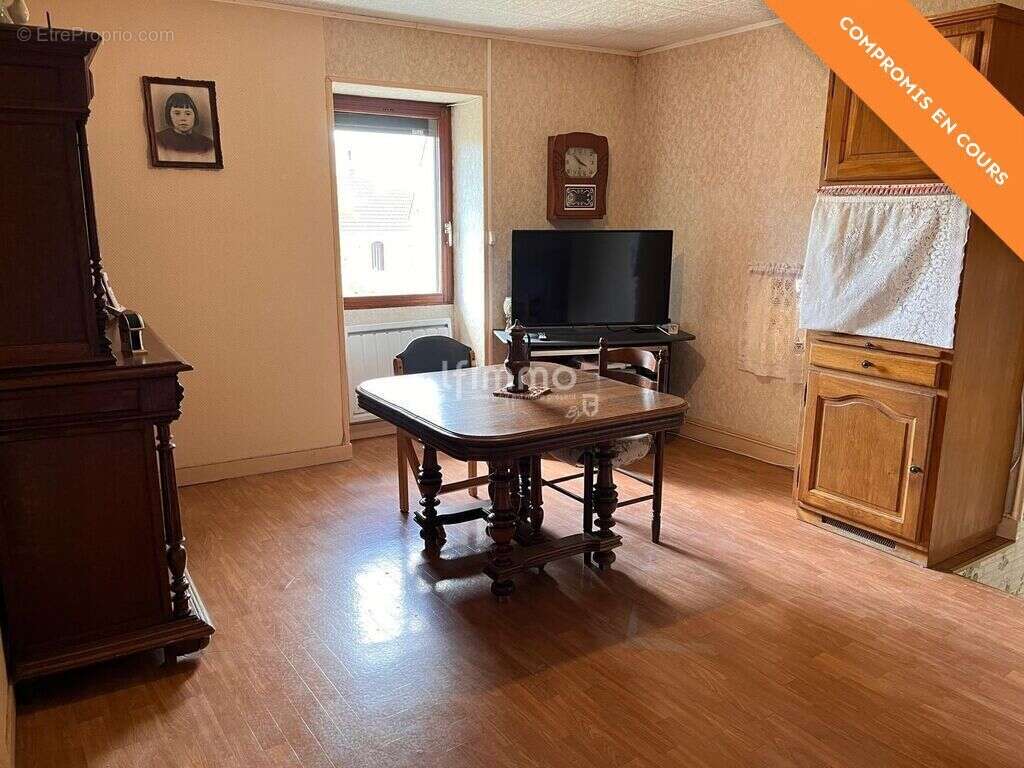 Maison à LONGUEVILLE