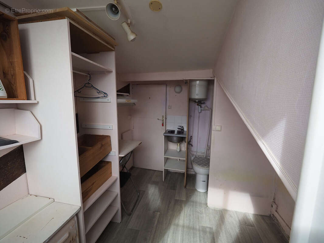 Appartement à PARIS-20E