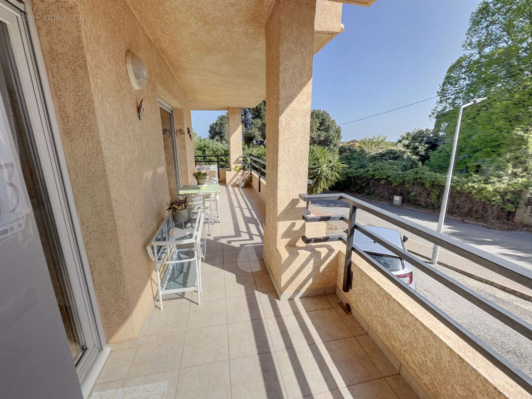 Appartement à SAN-NICOLAO