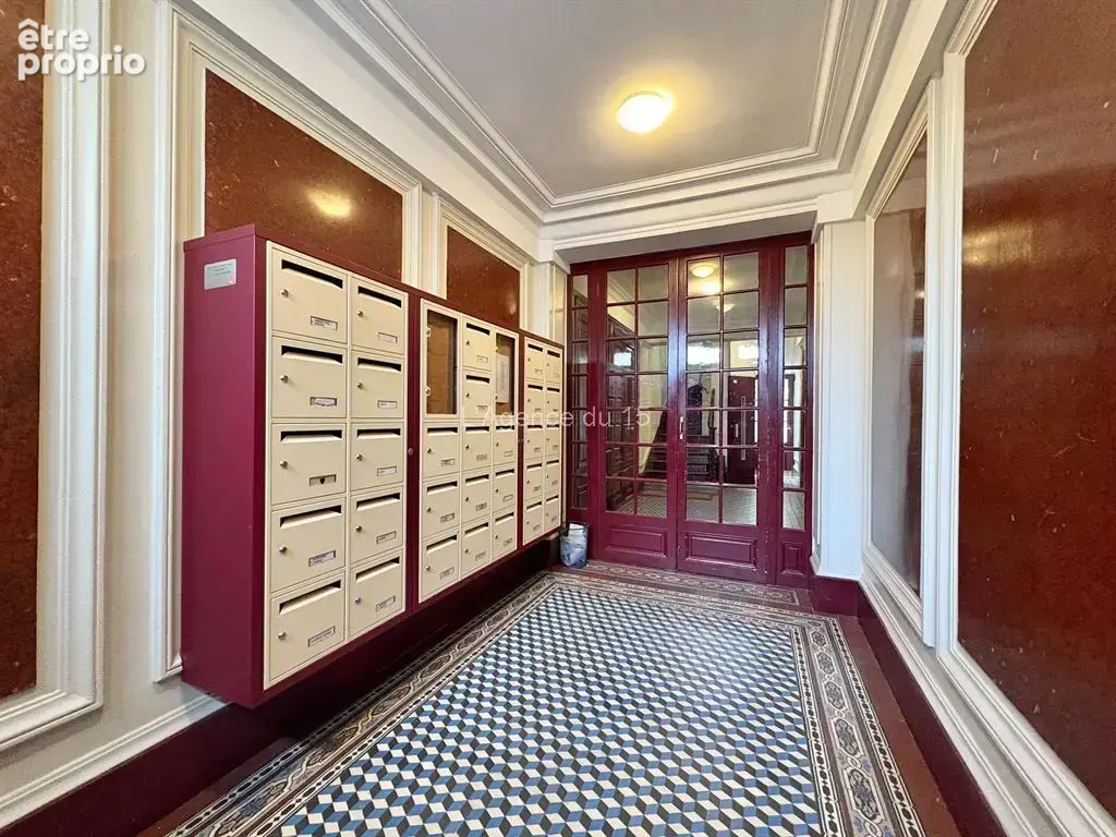 Mairie du 15ème / superbe 3 pieces / excellent etat / etage eleve / ascenseur / - photo 10