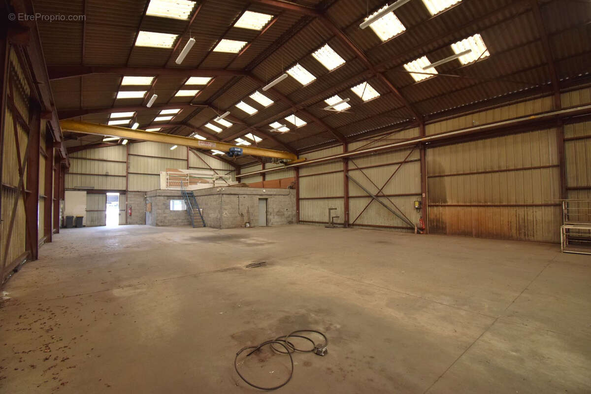 Commerce à LA LIMOUZINIERE