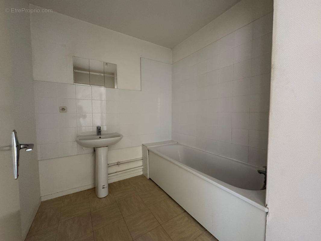 Appartement à VILLEFONTAINE