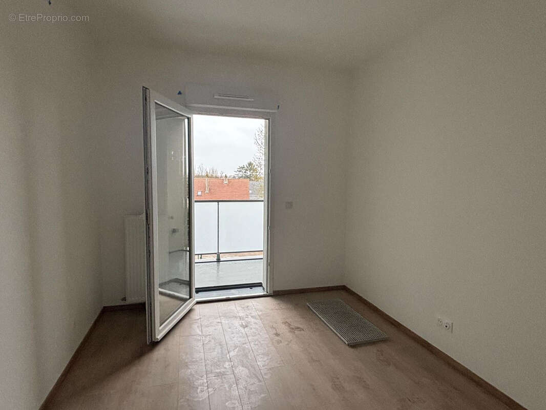 Appartement à FRANQUEVILLE-SAINT-PIERRE