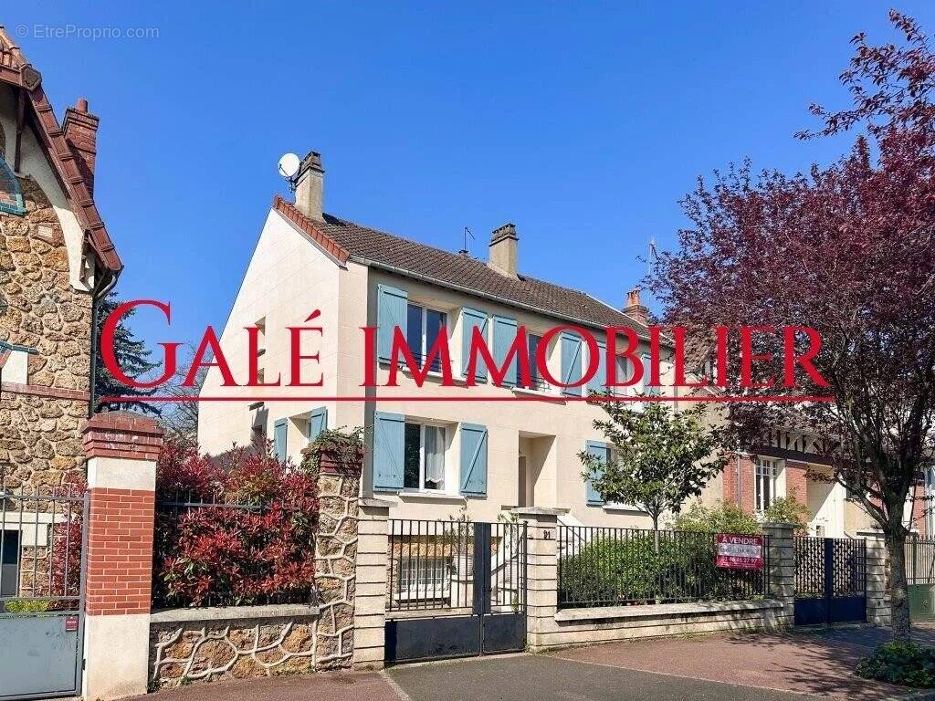 Maison à BOURG-LA-REINE