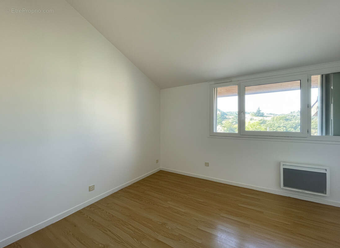 Appartement à VAISON-LA-ROMAINE