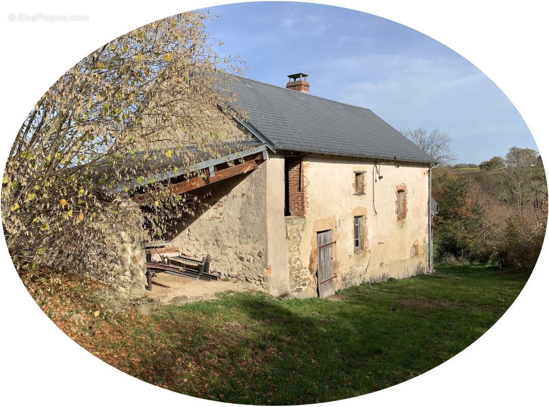Maison à BUSSIERES