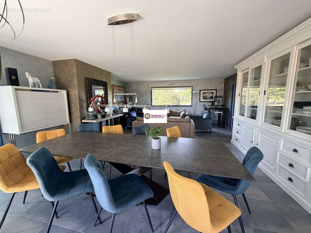 Maison 224 m² à Alencon  - photo 8