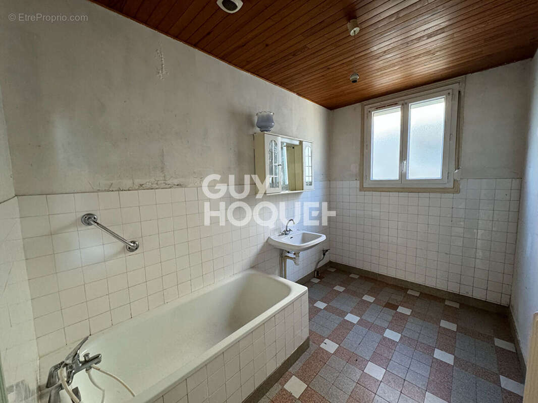 Maison à LE CREUSOT