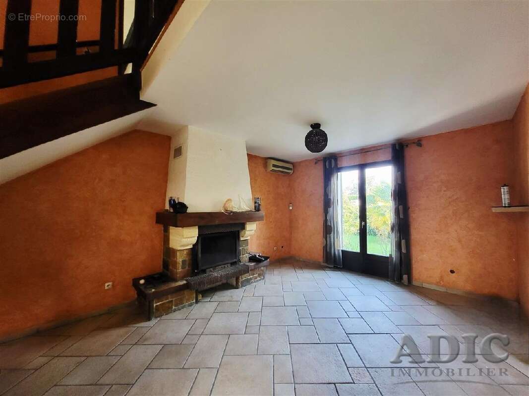 Maison à SAINT-PATHUS