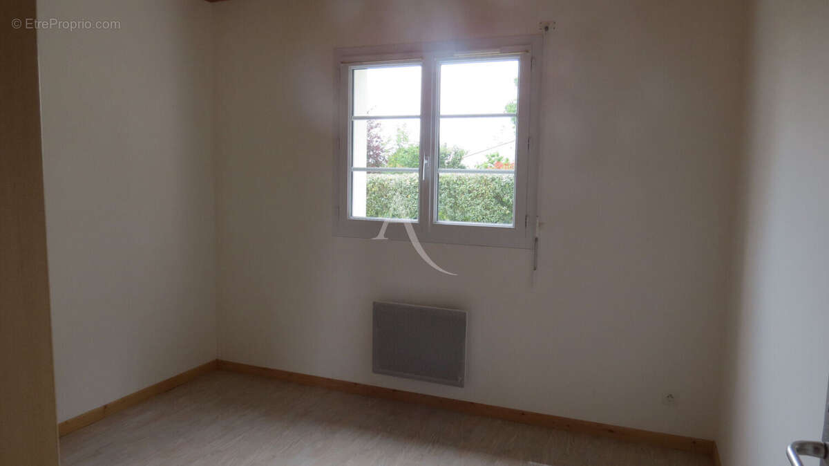 Maison à GROSBREUIL