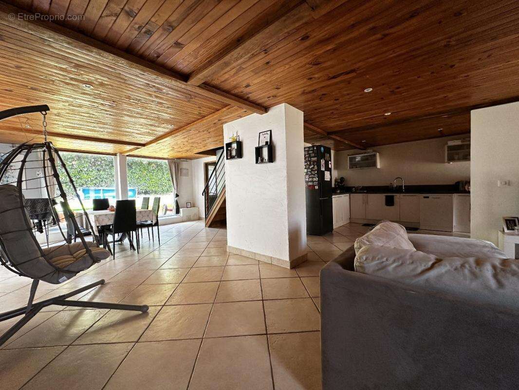 Maison 145 m² à Treon  - photo 3
