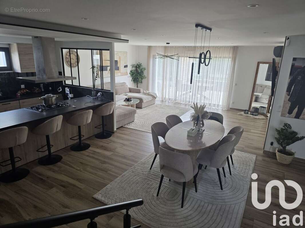 Photo 7 - Maison à ROCBARON