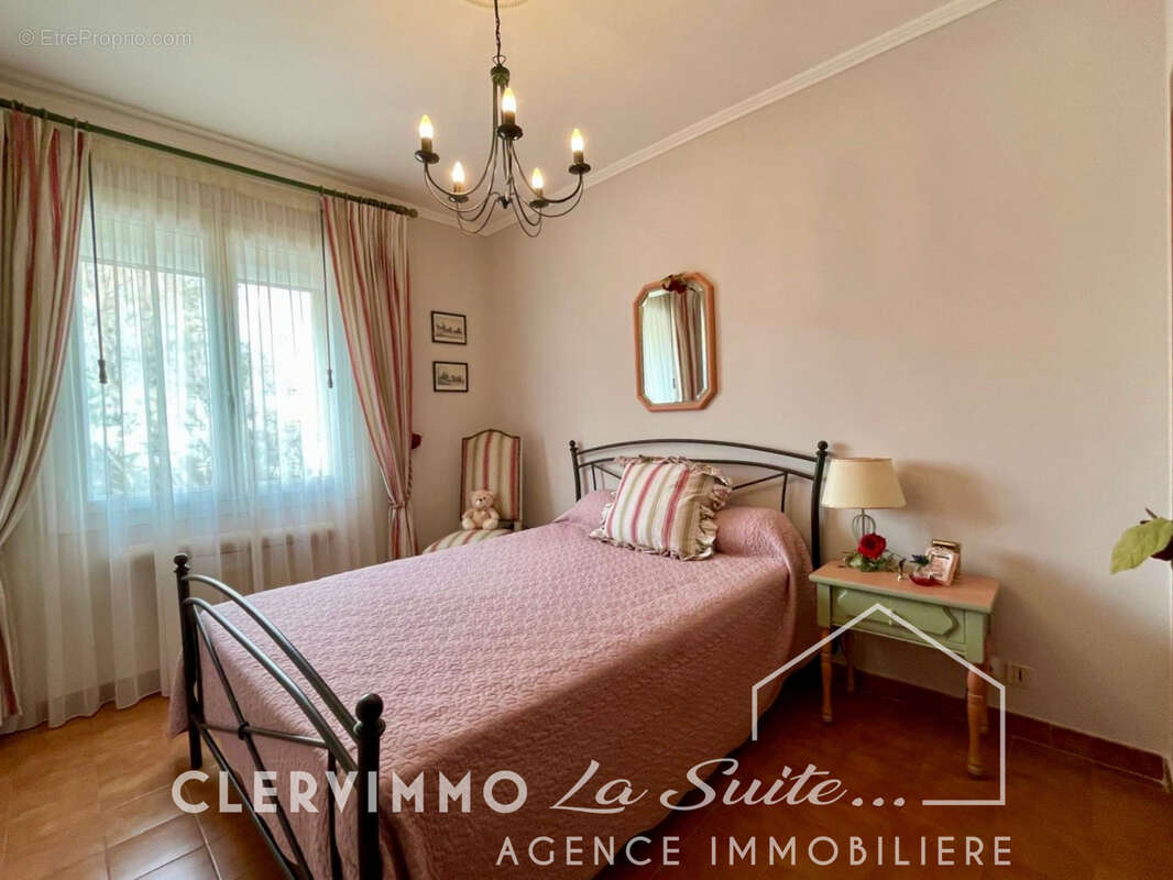 Maison à MARSEILLE-10E