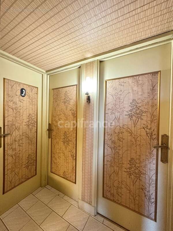 Appartement à vendre, 5 pièces, de 86 m² pour une famille qui aime l'espace ou pour un bel investissement locatif - photo 13