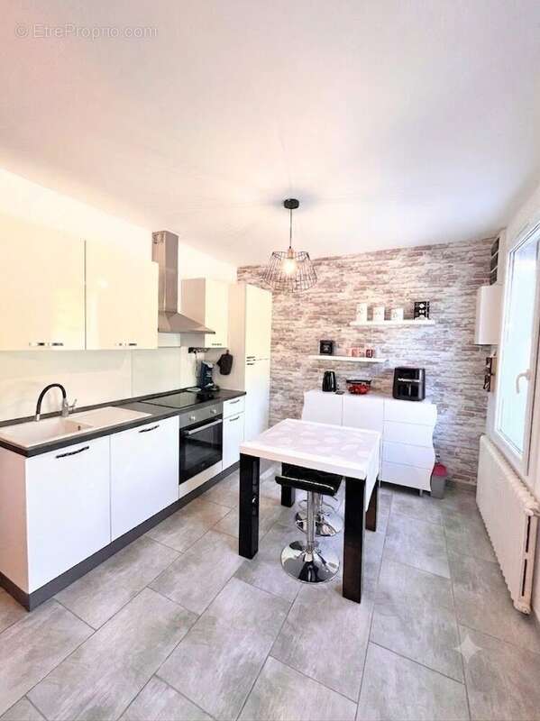 Maison 75 m² à Saint-Leonard  - photo 5