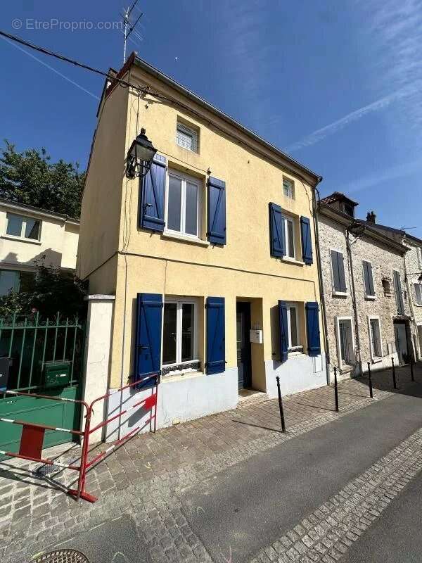 Maison à CONFLANS-SAINTE-HONORINE