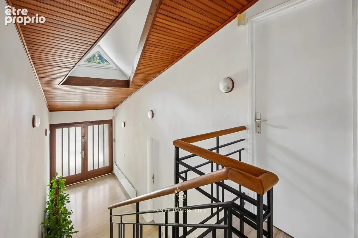 Maison d’architecte familiale avec jardin, terrasses et vue dégagée - photo 8
