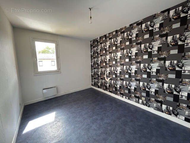 Maison à SAINT-ROMAIN-DE-JALIONAS