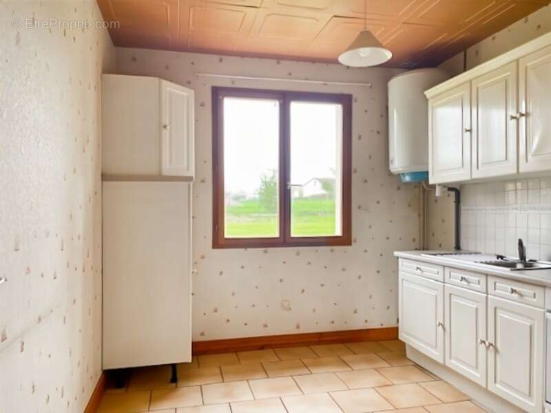 Maison à VERNEUIL-SUR-VIENNE