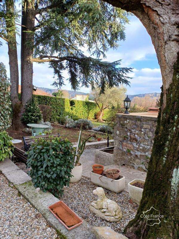 Maison à SAINT-PRIVAT