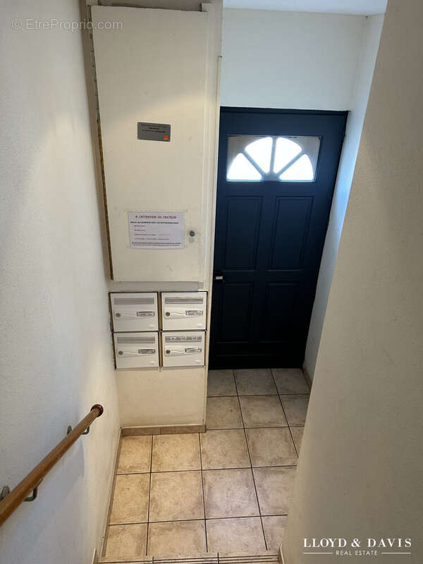 Appartement 271 m² à La Penne-Sur-Huveaune  - photo 9