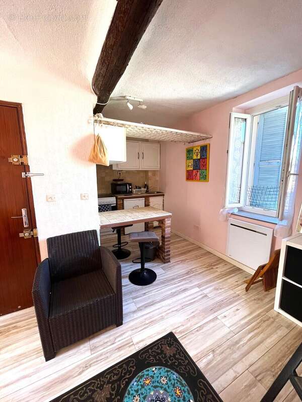 A Saisr Sur Toulon Ouest ! Coquet Appartement Type 1 - photo 6