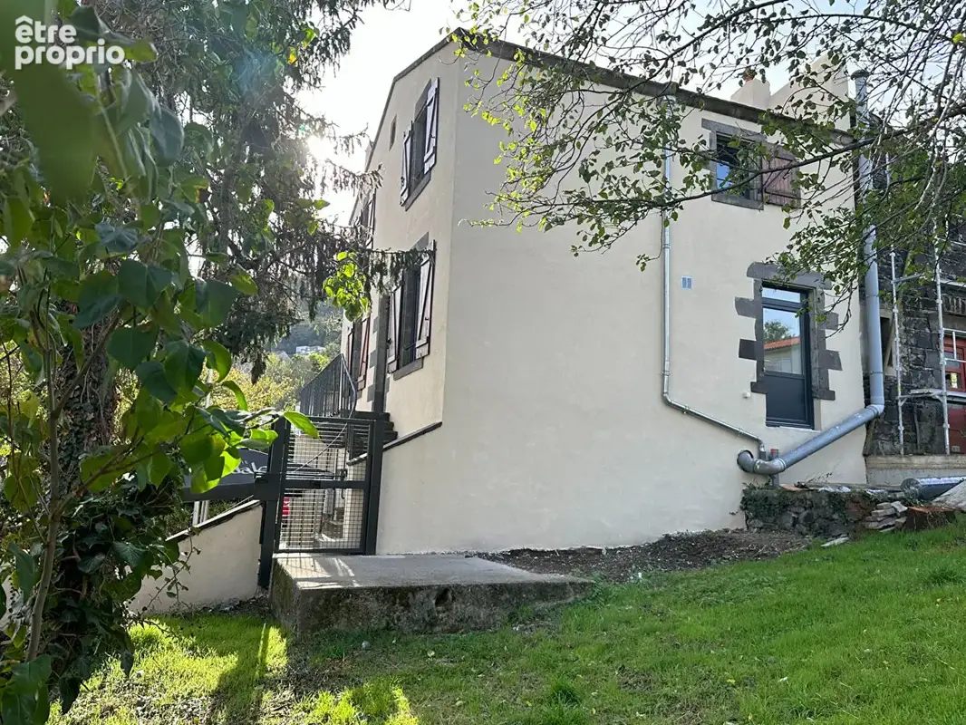 Chamalieres DUPLEX de 86 m2 avec jardin de 90 m2 refait à neuf 260.000€ FAI - photo 2