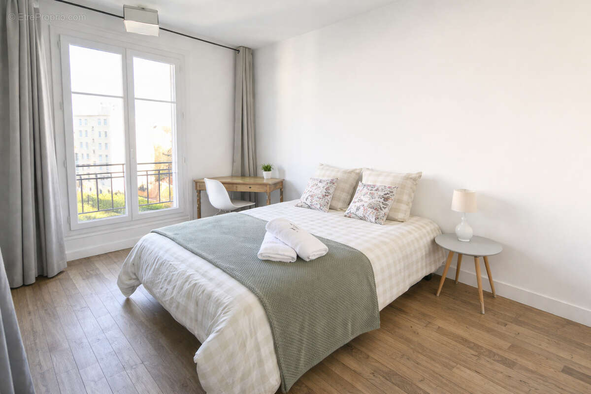 Appartement à ISSY-LES-MOULINEAUX