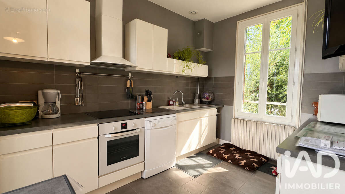 Maison 82 m² à Vierzon  - photo 4