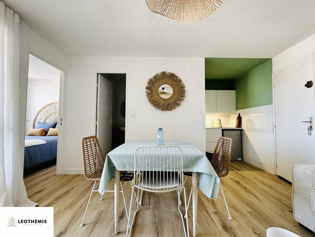 Appartement à VAUX-SUR-MER